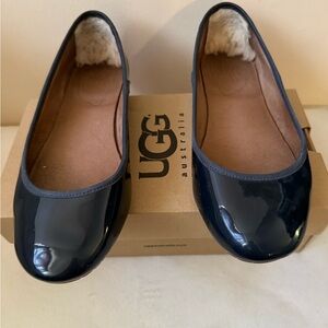UGG Women's Glossy Navy Flats